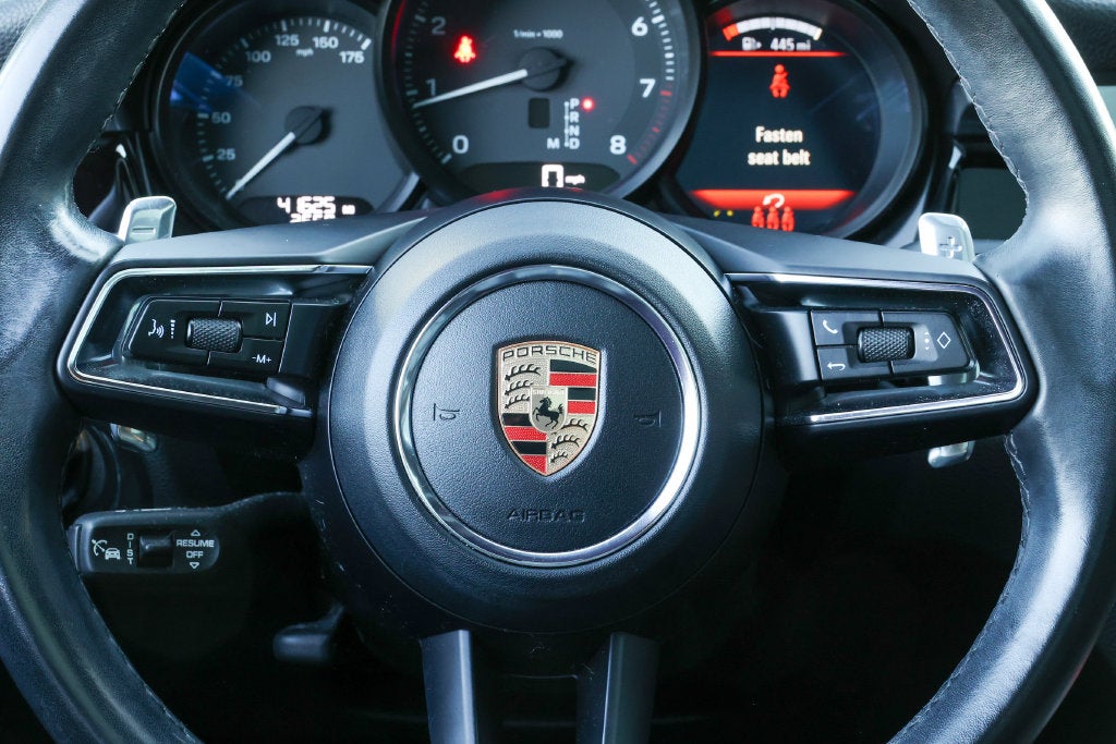 2023 Porsche Macan Base