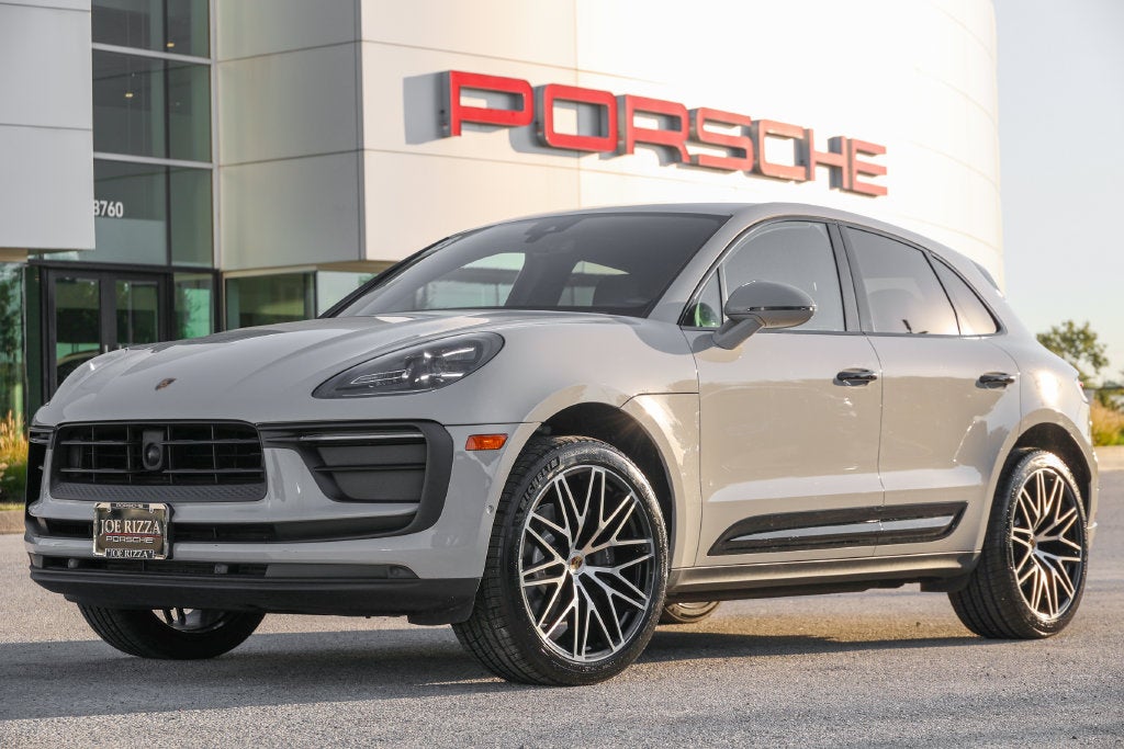 2023 Porsche Macan Base