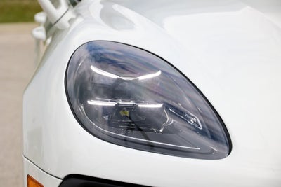 2023 Porsche Macan Base