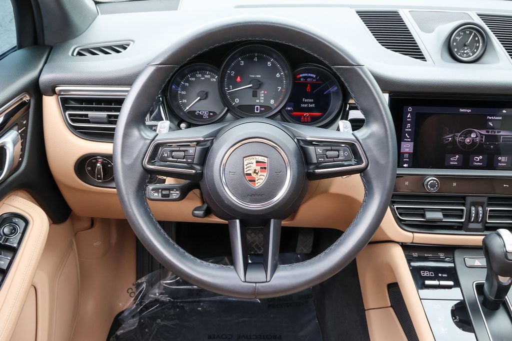2023 Porsche Macan Base