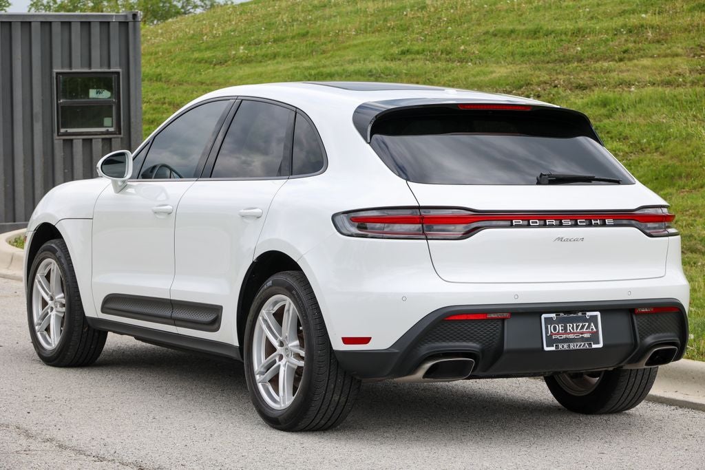 2023 Porsche Macan Base