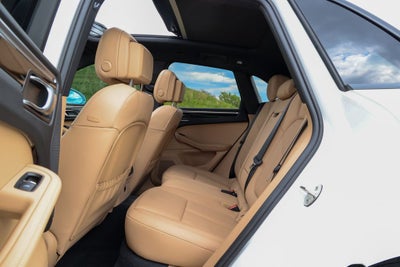 2023 Porsche Macan Base