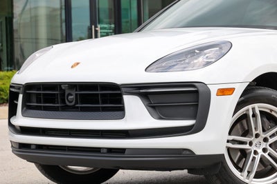 2023 Porsche Macan Base