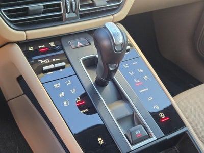 2025 Porsche Macan Base