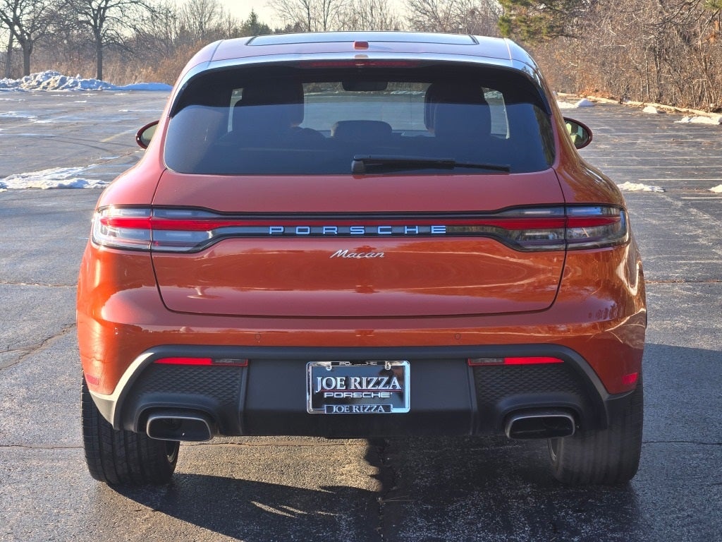 2025 Porsche Macan Base