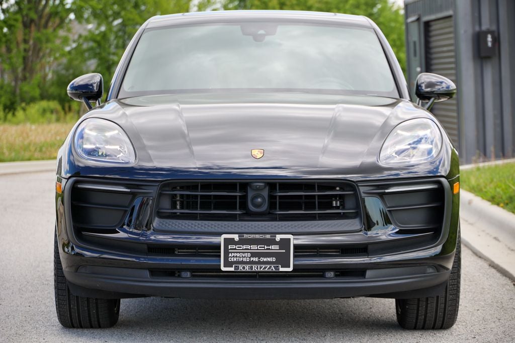 2026 Porsche Macan Base