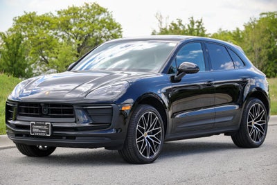 2026 Porsche Macan Base