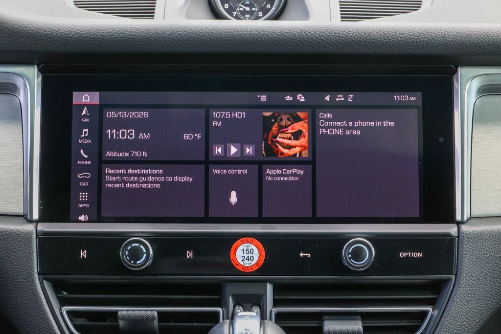 2026 Porsche Macan Base