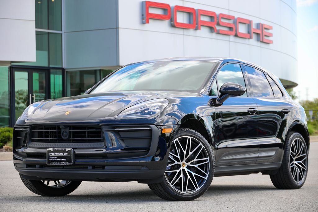 2026 Porsche Macan Base