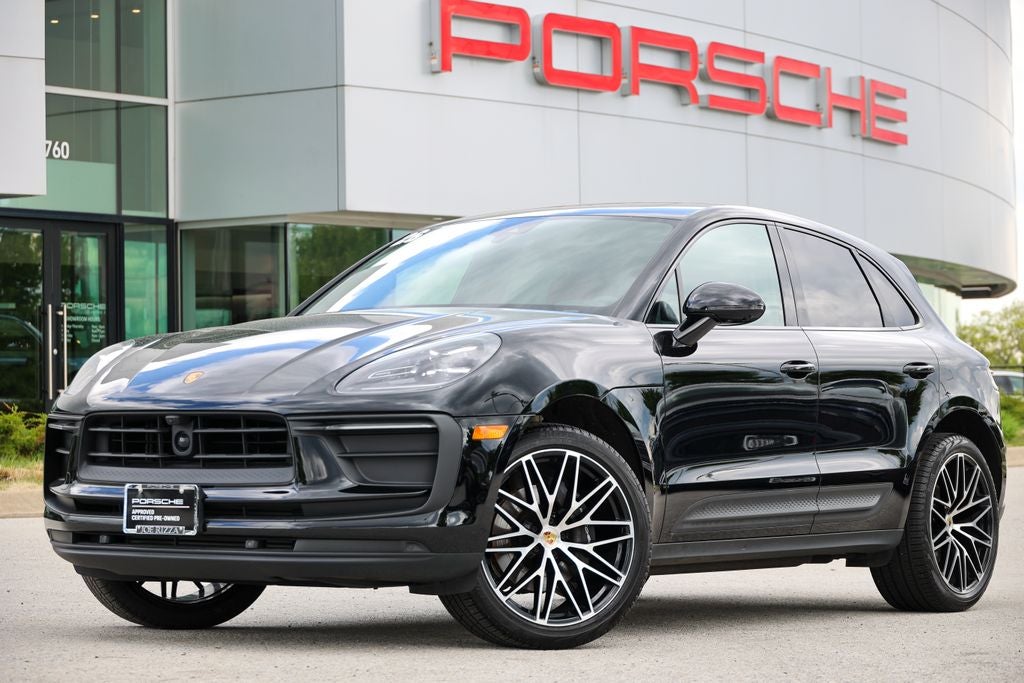 2026 Porsche Macan Base