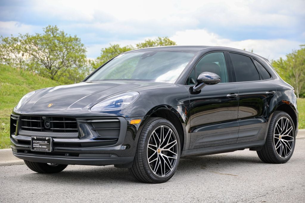 2026 Porsche Macan Base