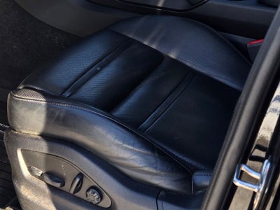 2022 Porsche Cayenne Base