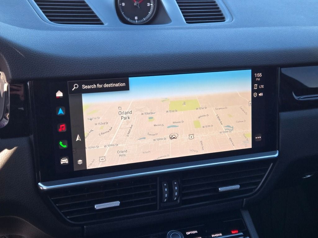 2022 Porsche Cayenne Base