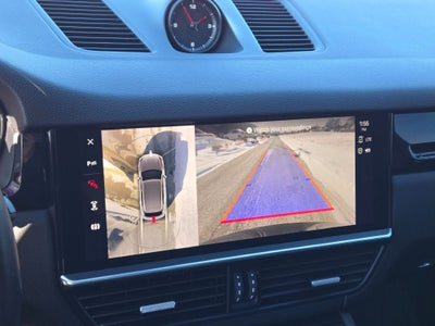 2022 Porsche Cayenne Base