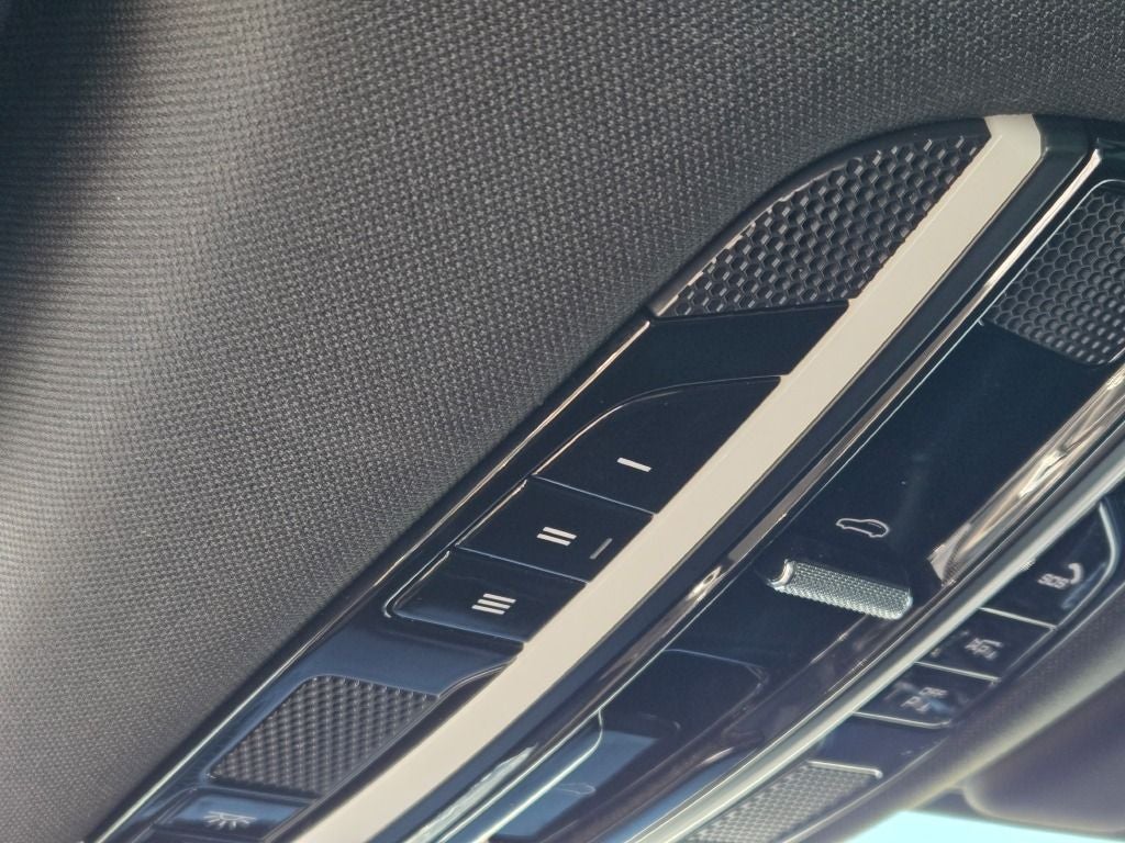 2022 Porsche Cayenne Base