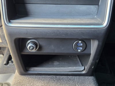 2022 Porsche Cayenne Base