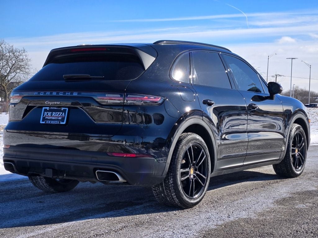 2022 Porsche Cayenne Base
