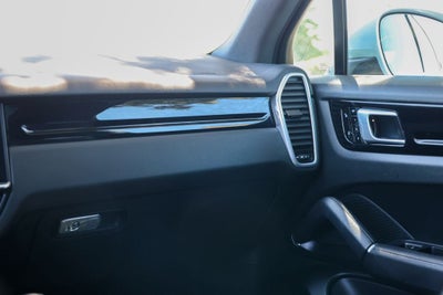 2019 Porsche Cayenne Base