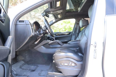 2019 Porsche Cayenne Base