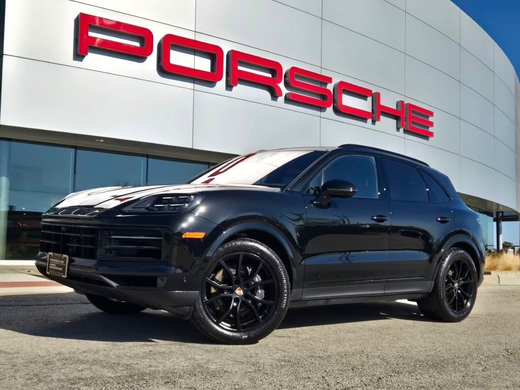 2025 Porsche Cayenne Base