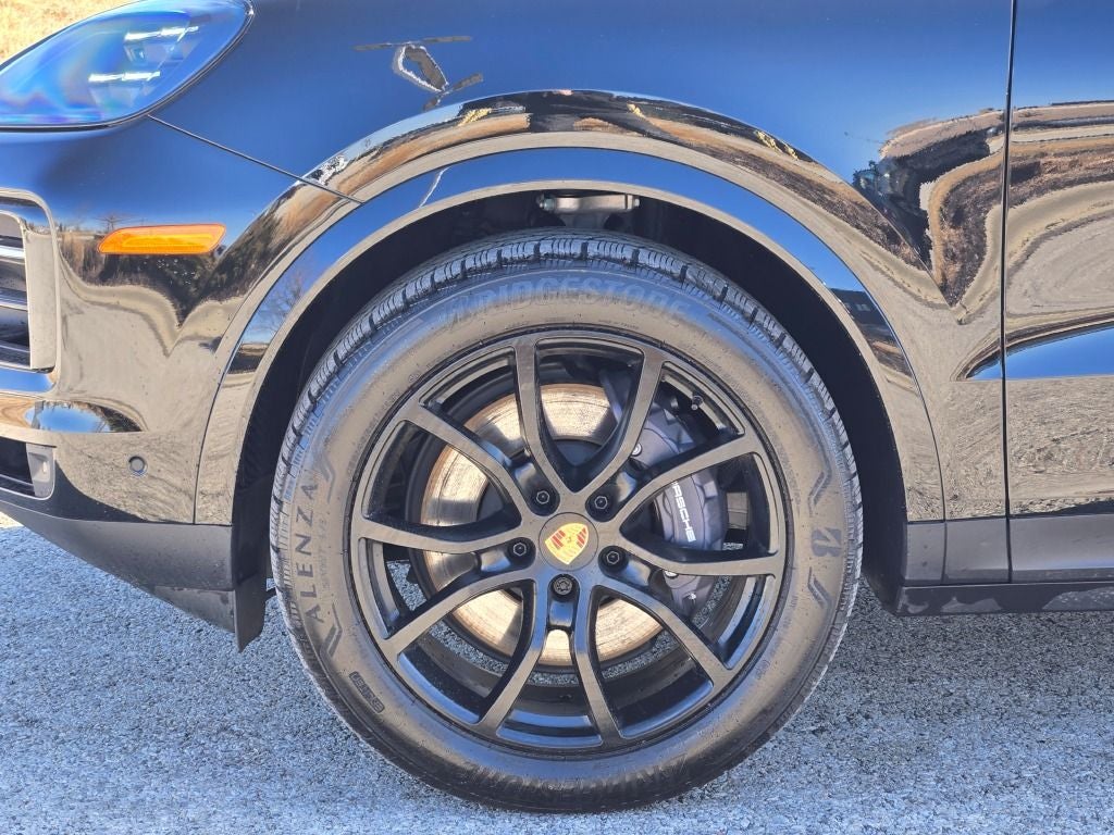 2025 Porsche Cayenne Base