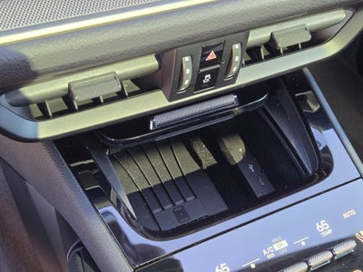 2025 Porsche Cayenne Base