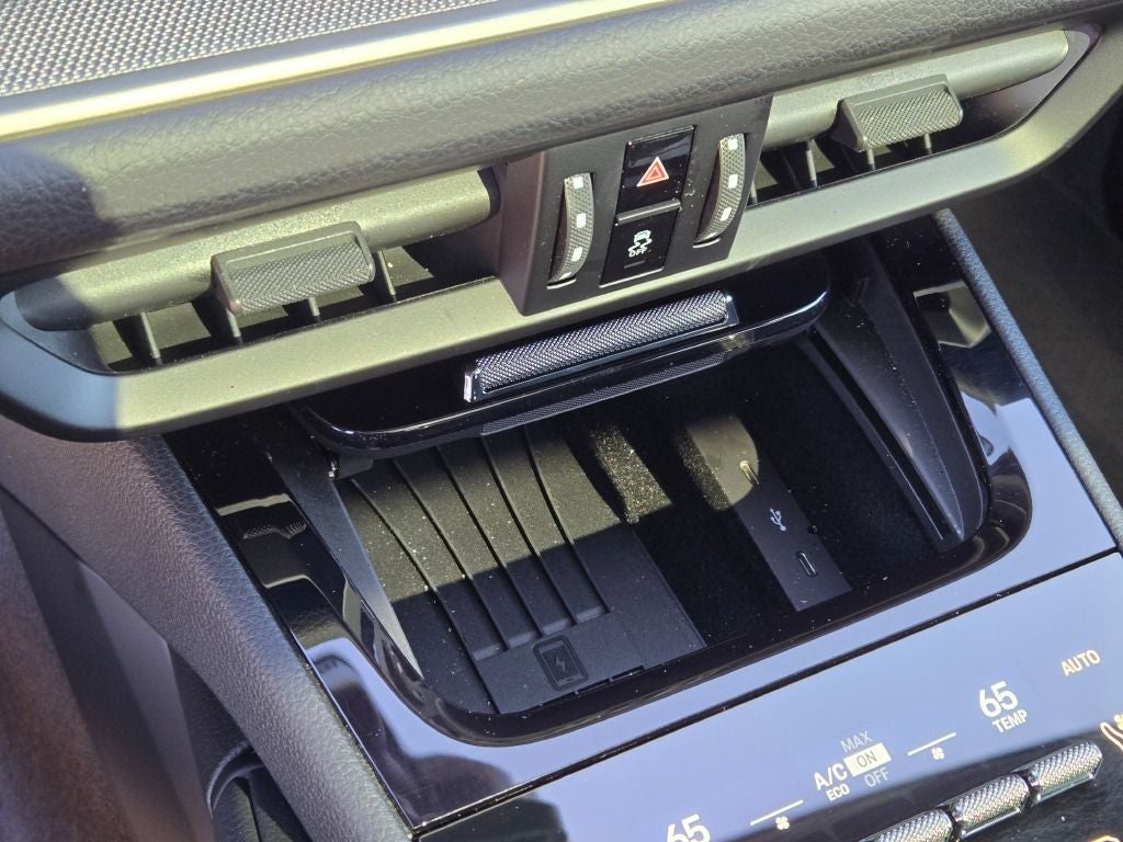 2025 Porsche Cayenne Base