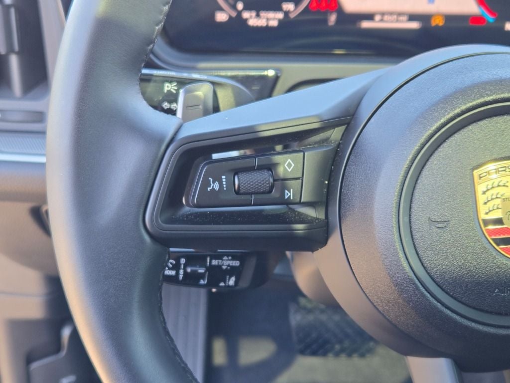 2025 Porsche Cayenne Base