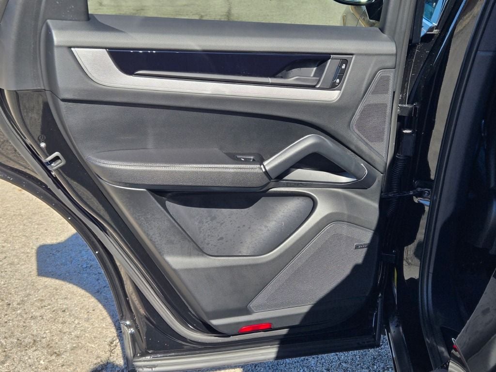 2025 Porsche Cayenne Base