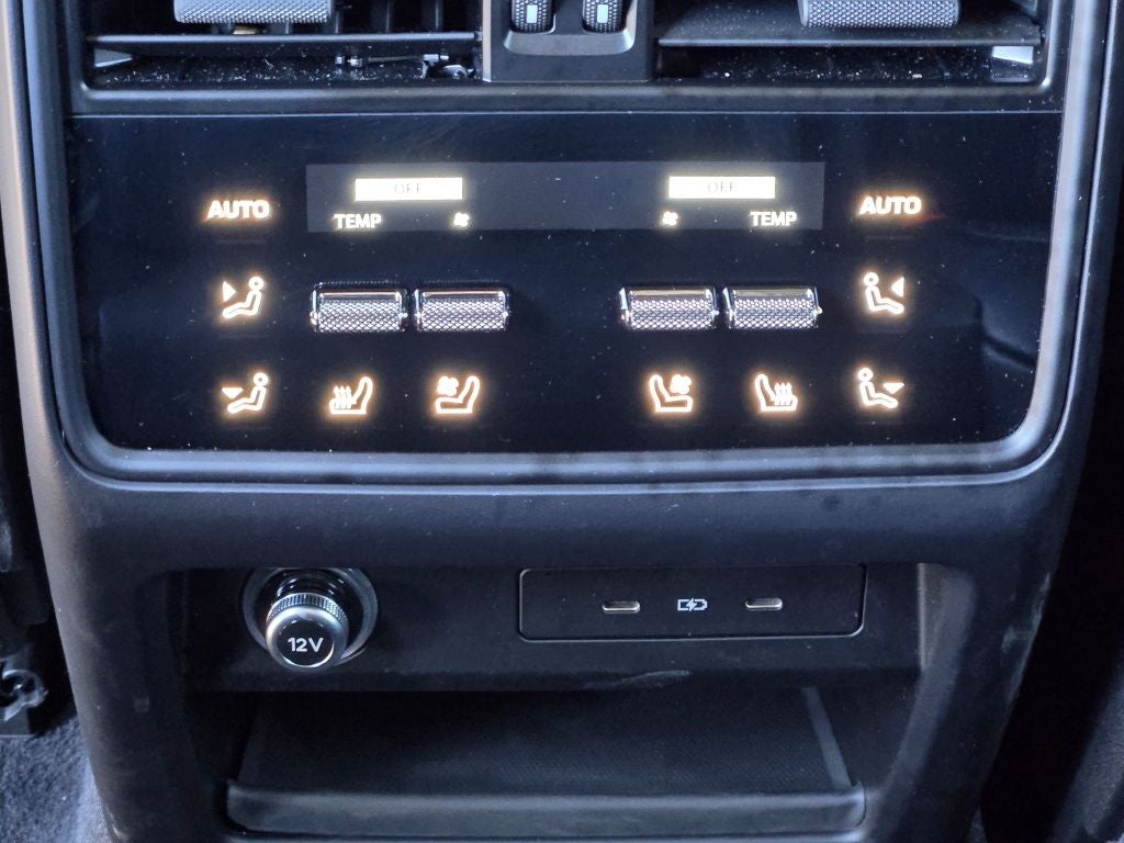 2025 Porsche Cayenne Base