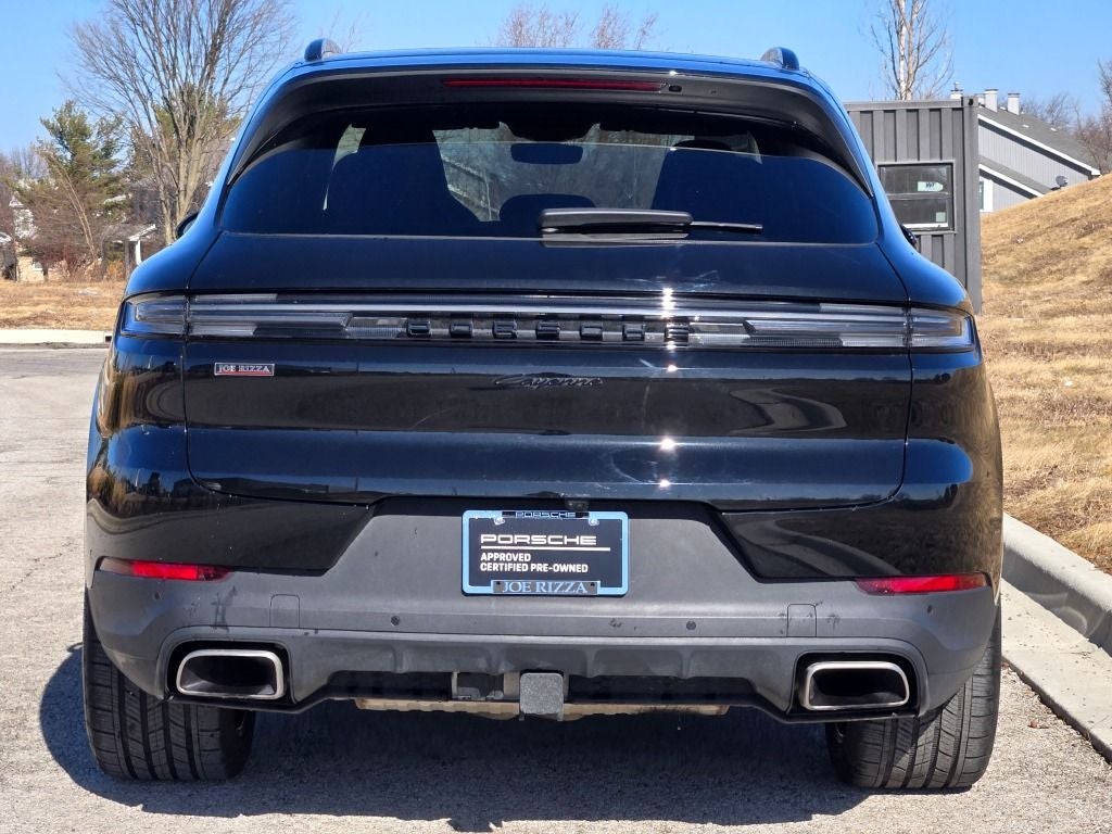 2025 Porsche Cayenne Base