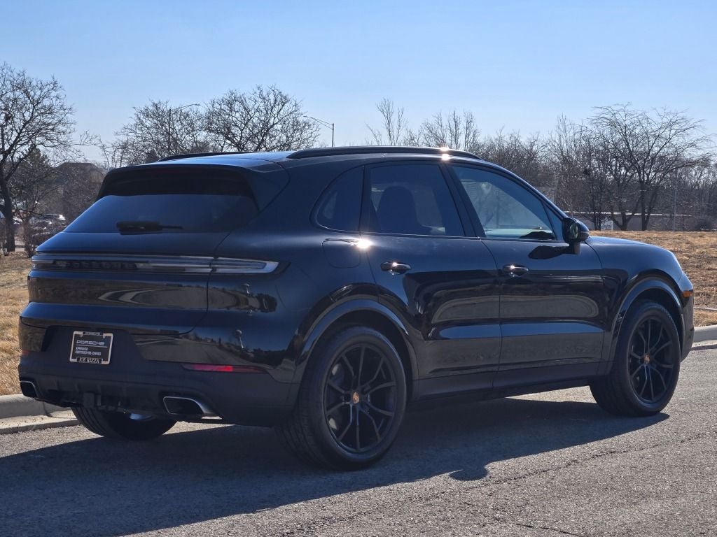 2025 Porsche Cayenne Base