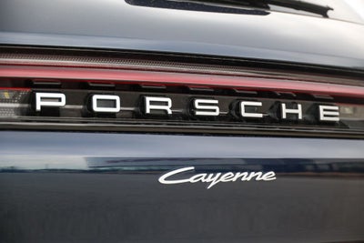 2025 Porsche Cayenne Base
