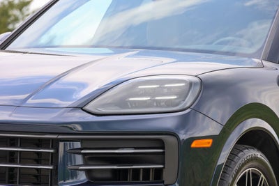2025 Porsche Cayenne Base
