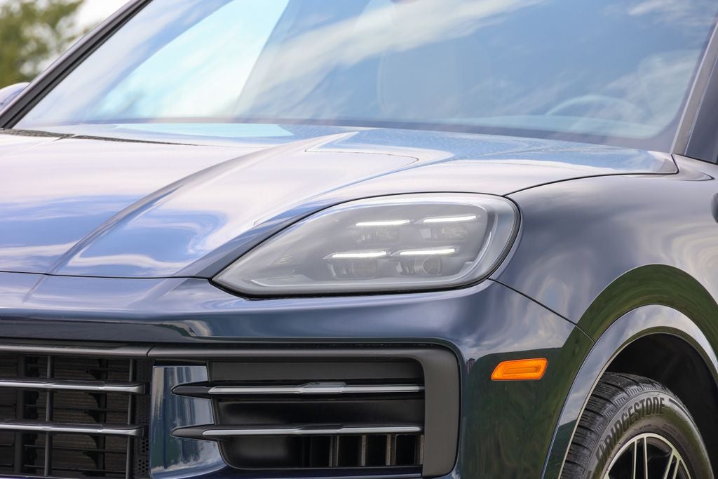 2025 Porsche Cayenne Base