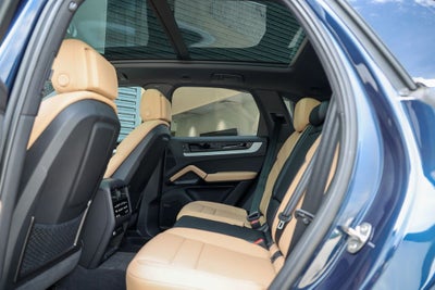 2025 Porsche Cayenne Base
