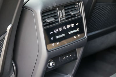 2025 Porsche Cayenne Base