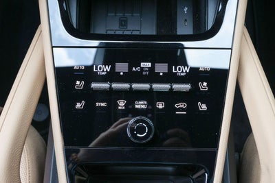 2025 Porsche Cayenne Base