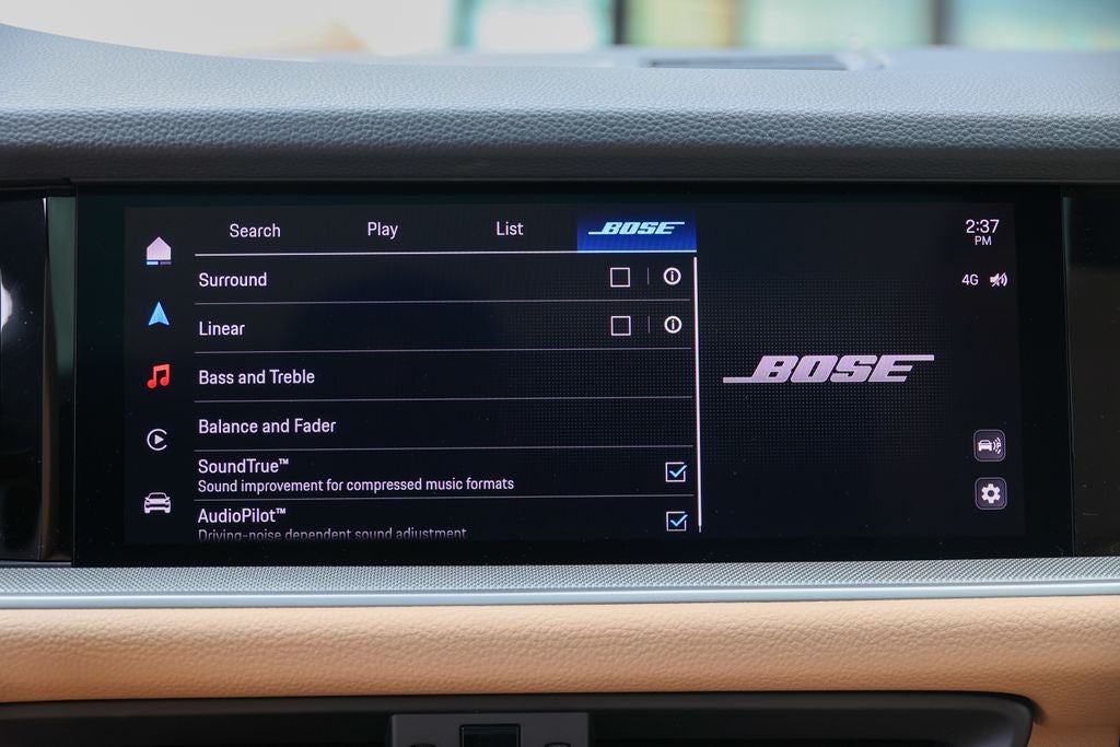 2025 Porsche Cayenne Base