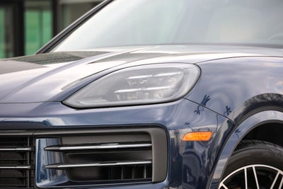 2025 Porsche Cayenne Base