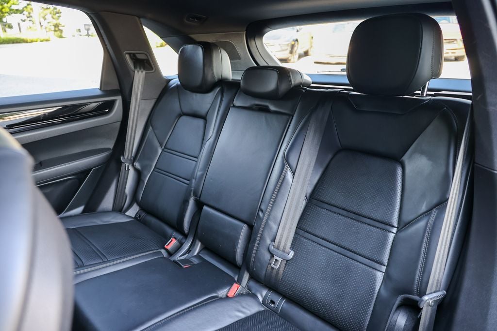 2020 Porsche Cayenne Base