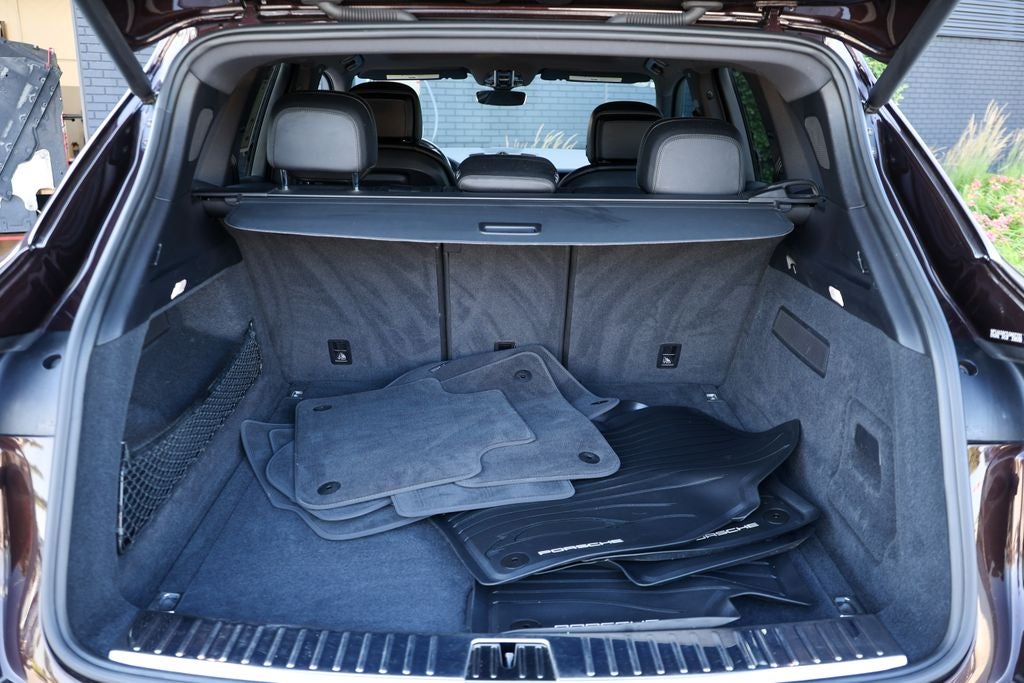 2020 Porsche Cayenne Base
