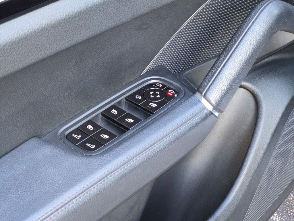 2020 Porsche Cayenne Base