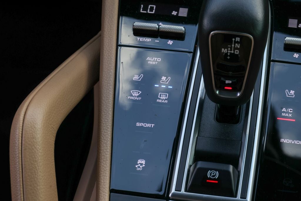 2020 Porsche Cayenne Base