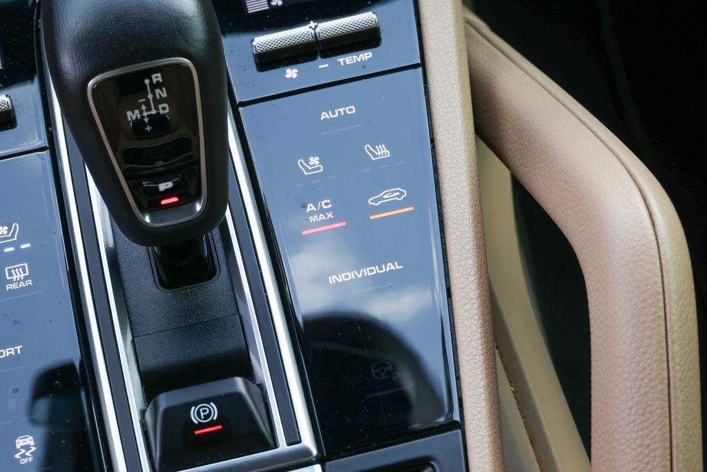 2020 Porsche Cayenne Base