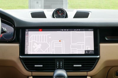 2020 Porsche Cayenne Base