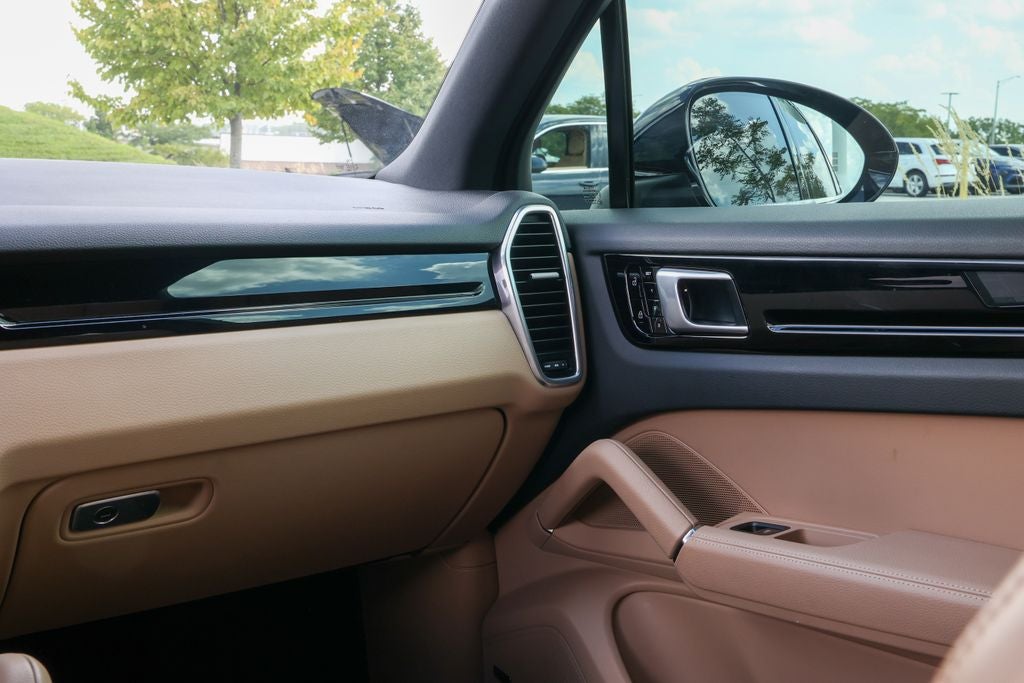 2020 Porsche Cayenne Base