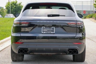 2023 Porsche Cayenne Base