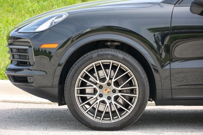 2023 Porsche Cayenne Base