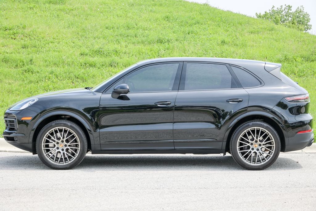 2023 Porsche Cayenne Base